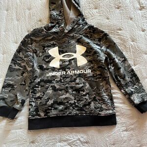 Under Armour Kids Camo Hoodie - Black and Gray